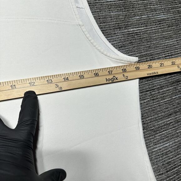 Patagonia Vitaliti Tank Shirt Women's L White Sleeveless High Neck 53447 - Picture 8 of 11